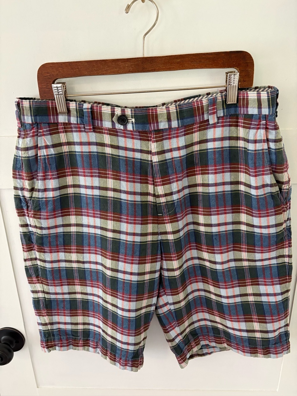 Brooks Brothers X Baird McNutt Irish Linen Plaid Bermuda Shorts. Size 36.